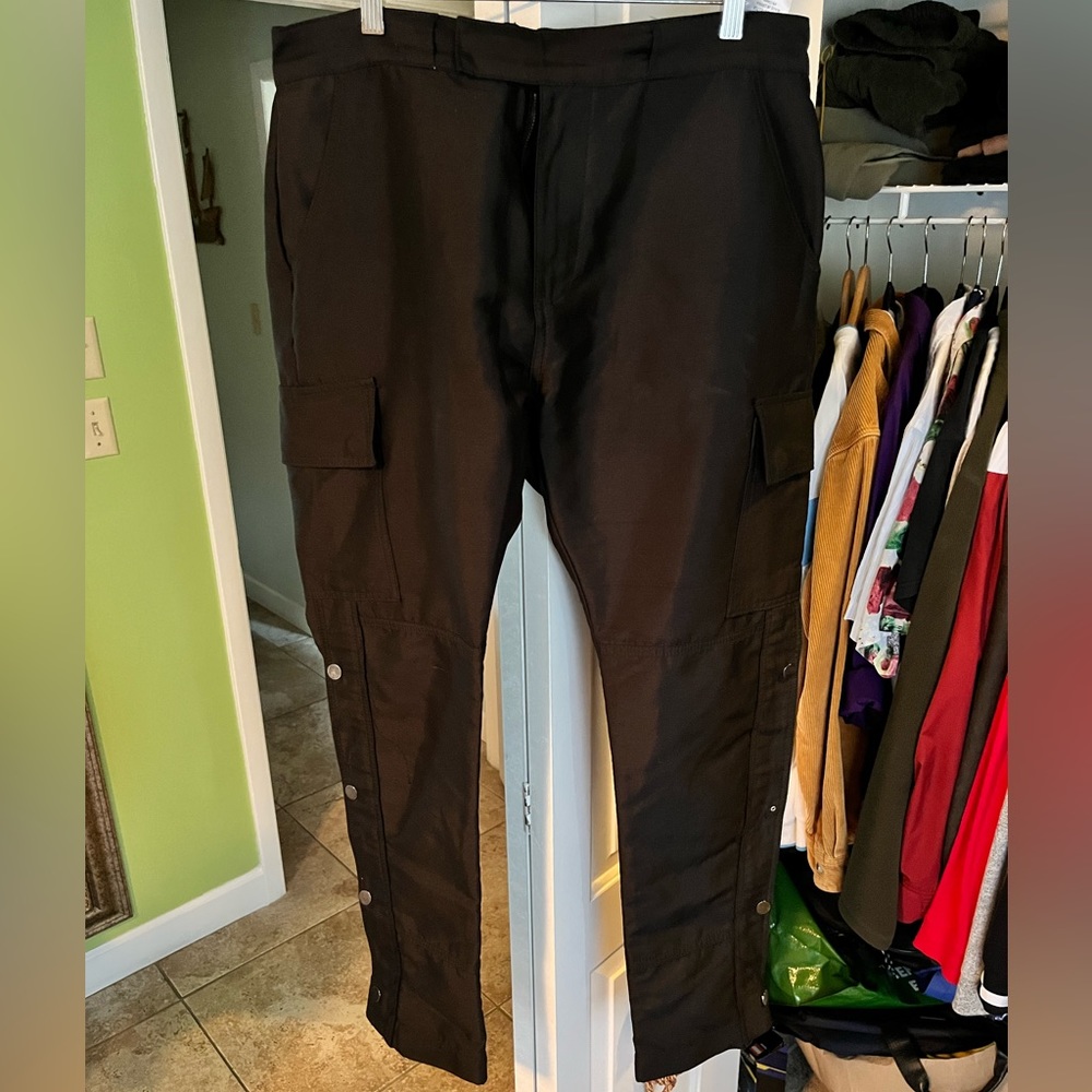 Mnml Zipper cargo pants